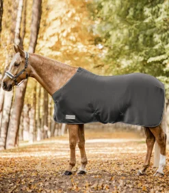 ECONOMIC Fleecedecke mit Kreuzgurten