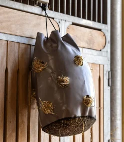 Heusack mit Netzboden