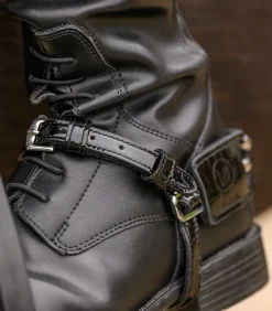 Sporenriemen Lackleder